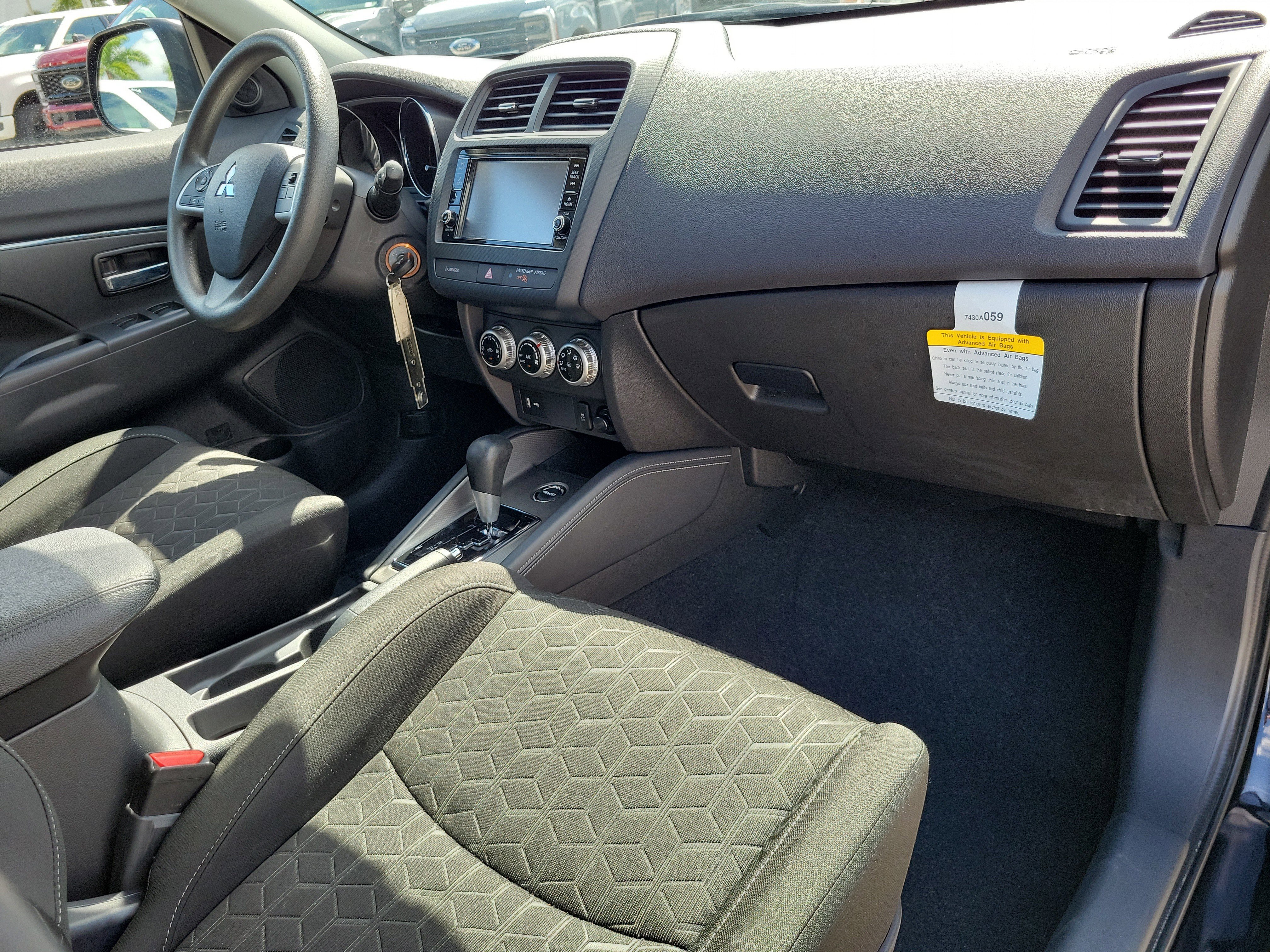 Used 2025 Mitsubishi Outlander Sport ES AWD/4WD image 18