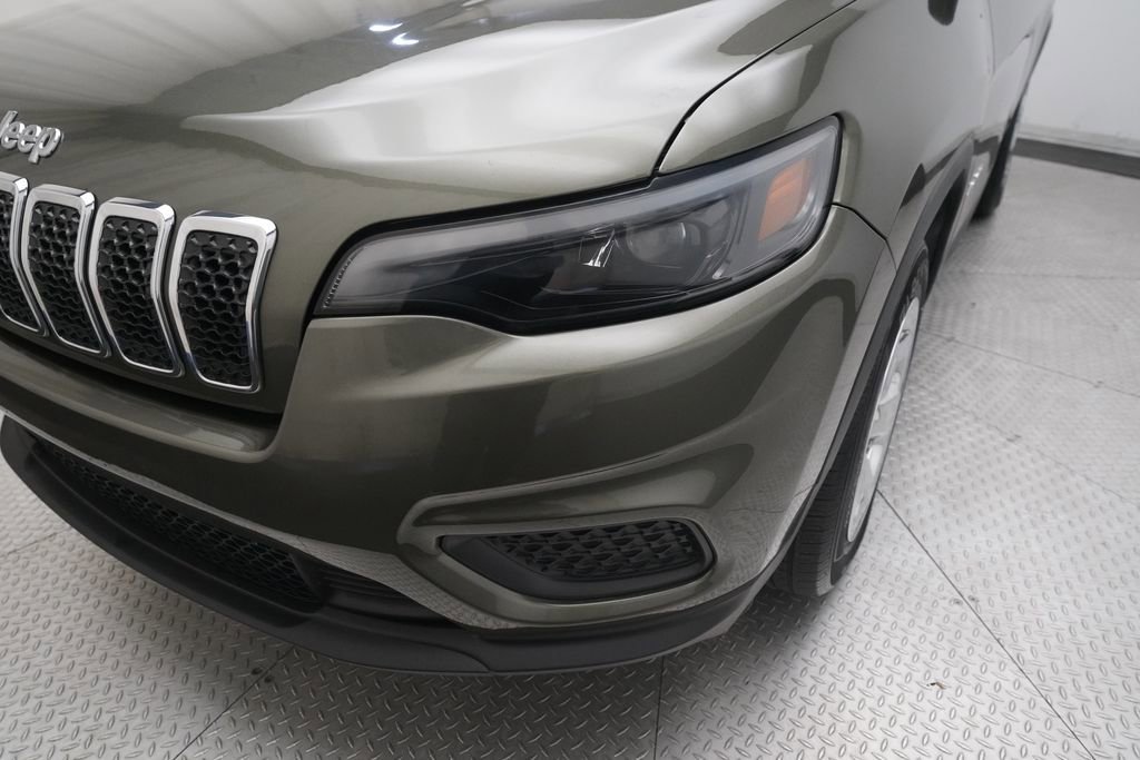 Used 2019 Jeep Cherokee Sport w/ Cold Weather Group image 22