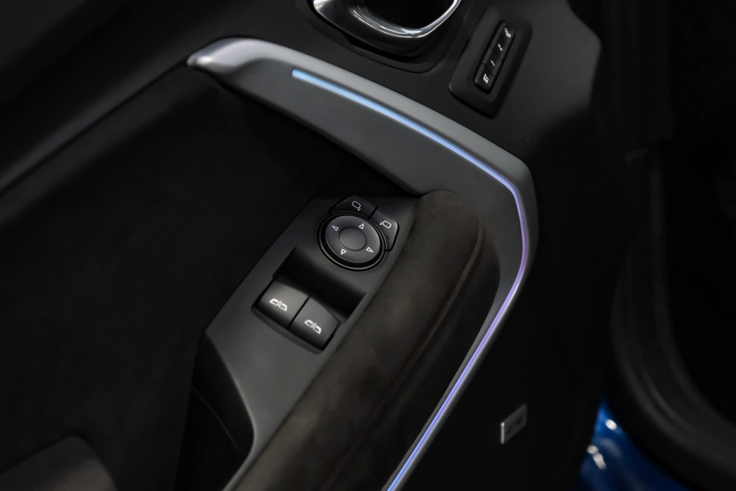 Used 2018 Chevrolet Camaro ZL1 image 28