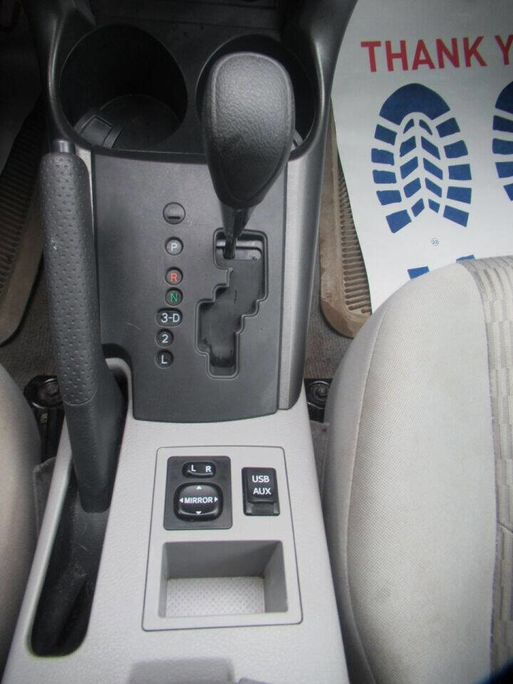 Used 2012 Toyota RAV4 4WD image 27