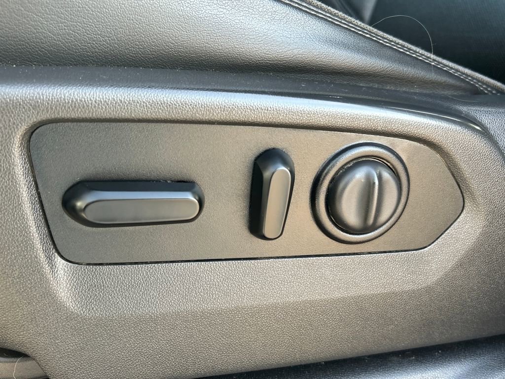 Used 2021 Chevrolet Silverado 3500 High Country w/ LPO, Hitch Package image 22