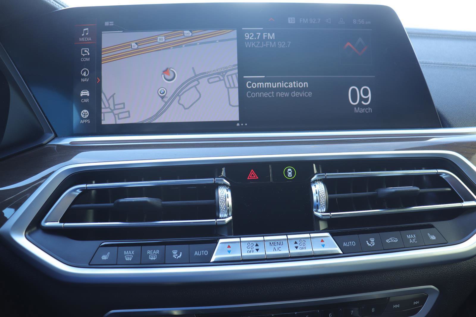 Used 2022 BMW X5 xDrive40i w/ M Sport Package image 33