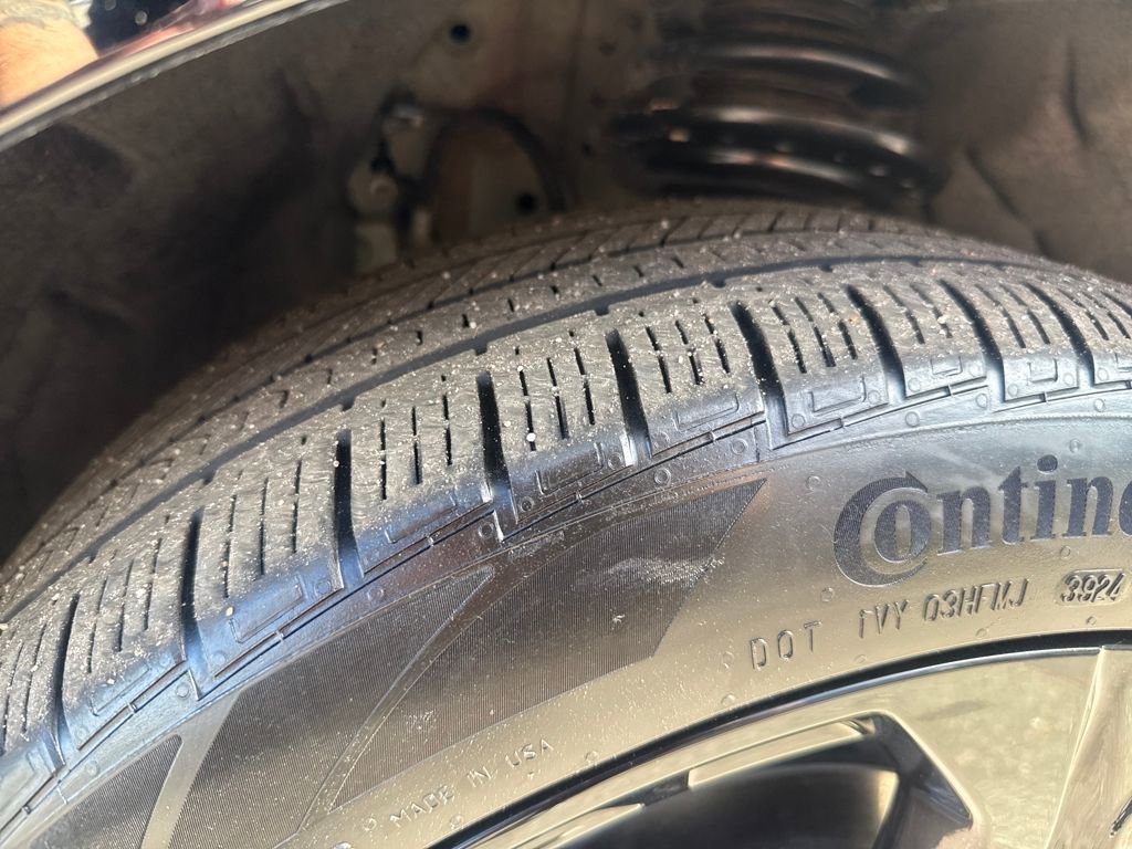 Used 2025 Chevrolet Equinox EV RS image 28