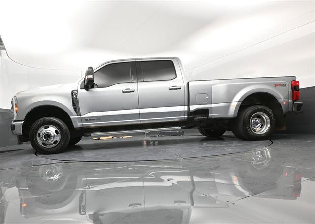 Used 2024 Ford F350 Lariat image 30