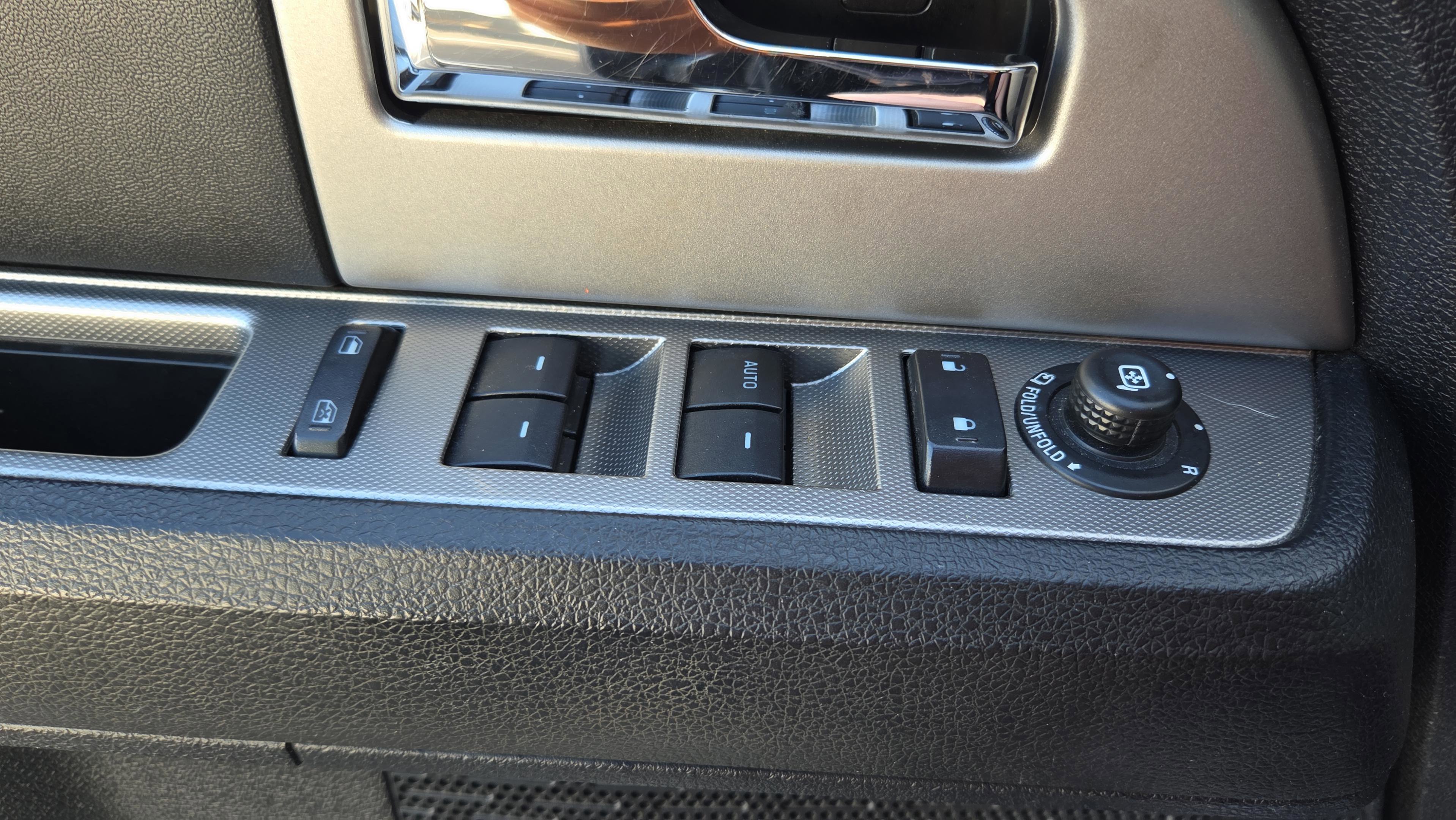 Used 2015 Ford Expedition XLT w/ Equipment Group 202A image 31