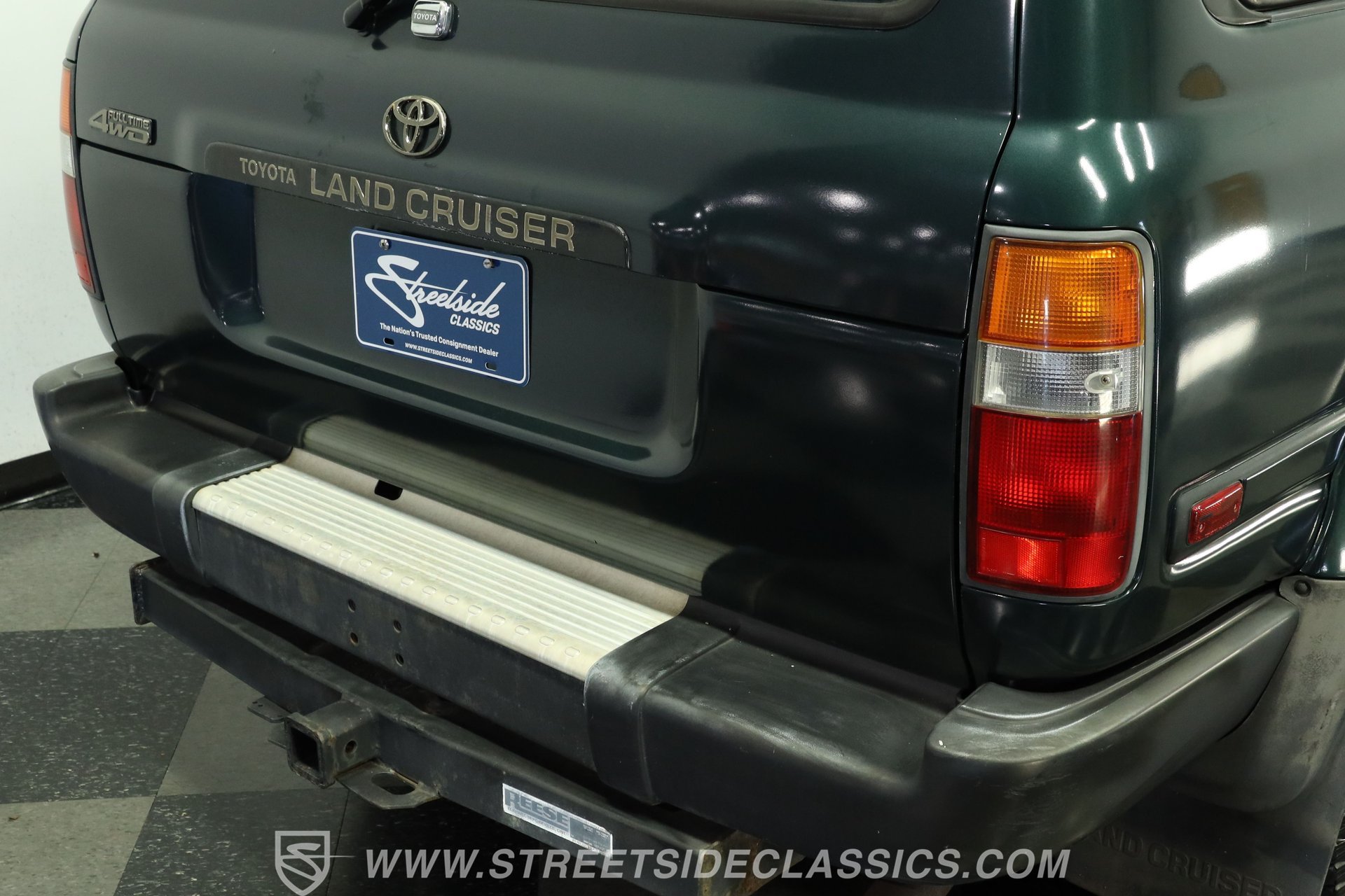 Used 1997 Toyota Land Cruiser w/ Collector's Edition Pkg AWD/4WD image 25