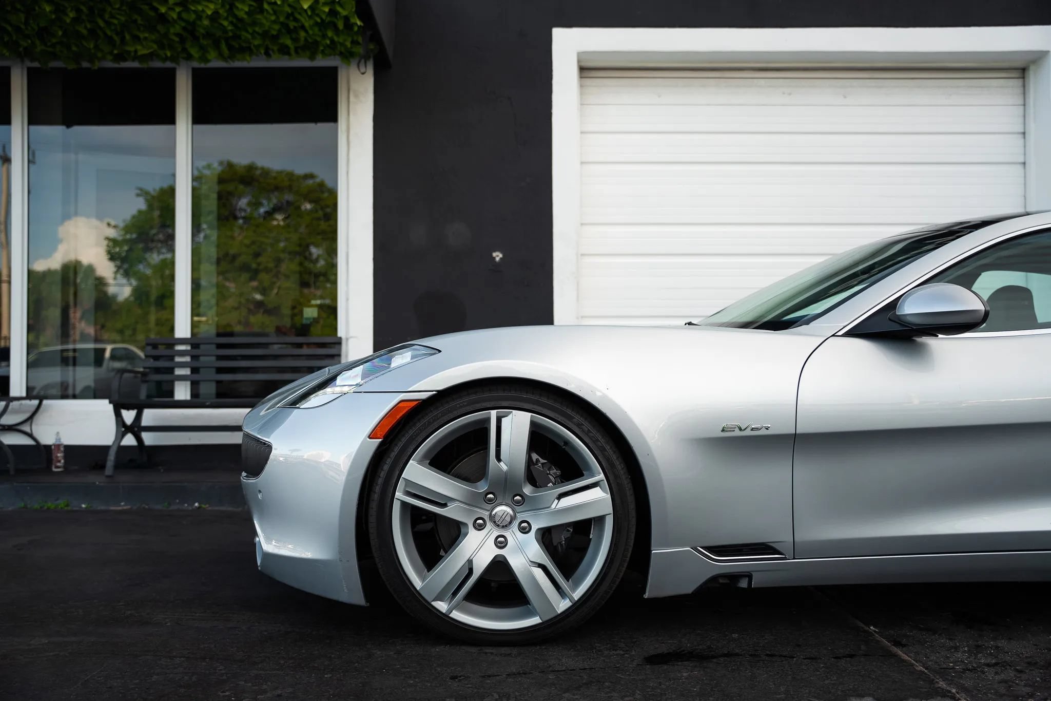 Used 2012 Fisker Karma EcoChic RWD image 11