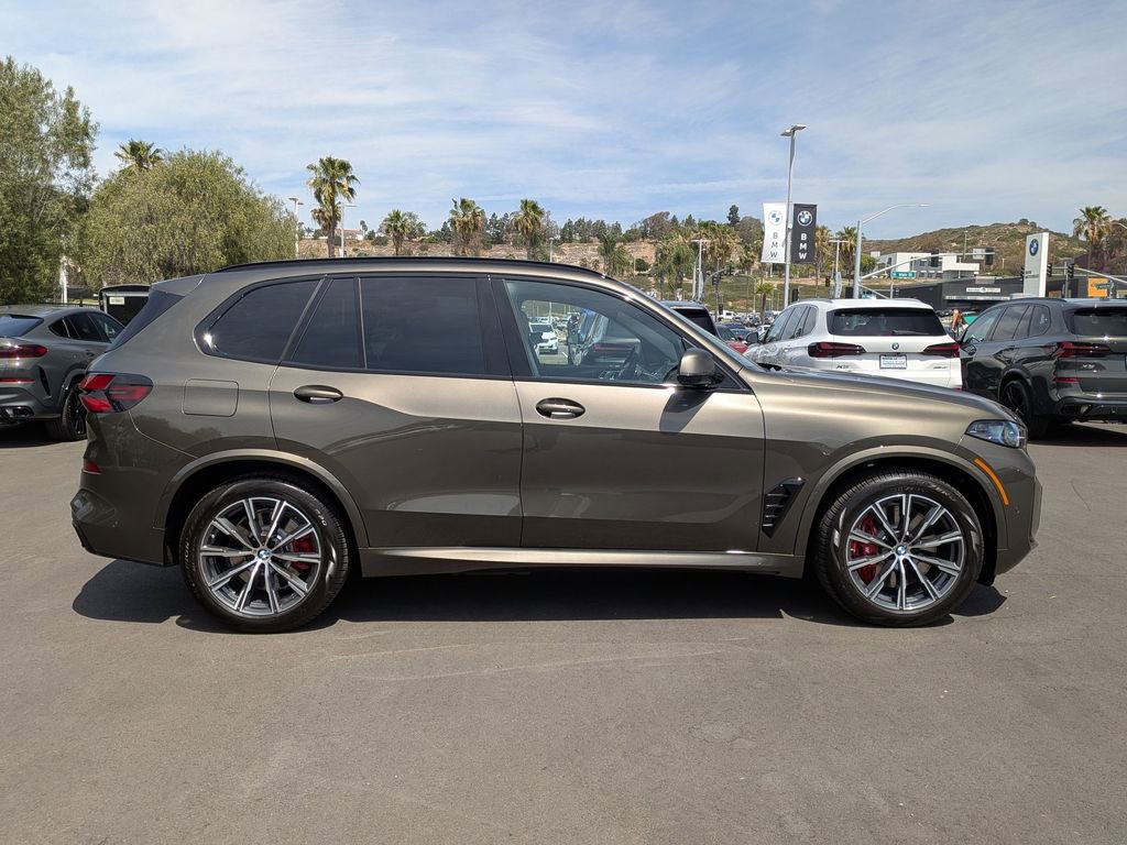 New 2026 BMW X5 xDrive50e w/ M Sport Package image 3