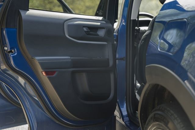 Used 2023 Ford Bronco Sport Outer Banks w/ Tech Package image 44