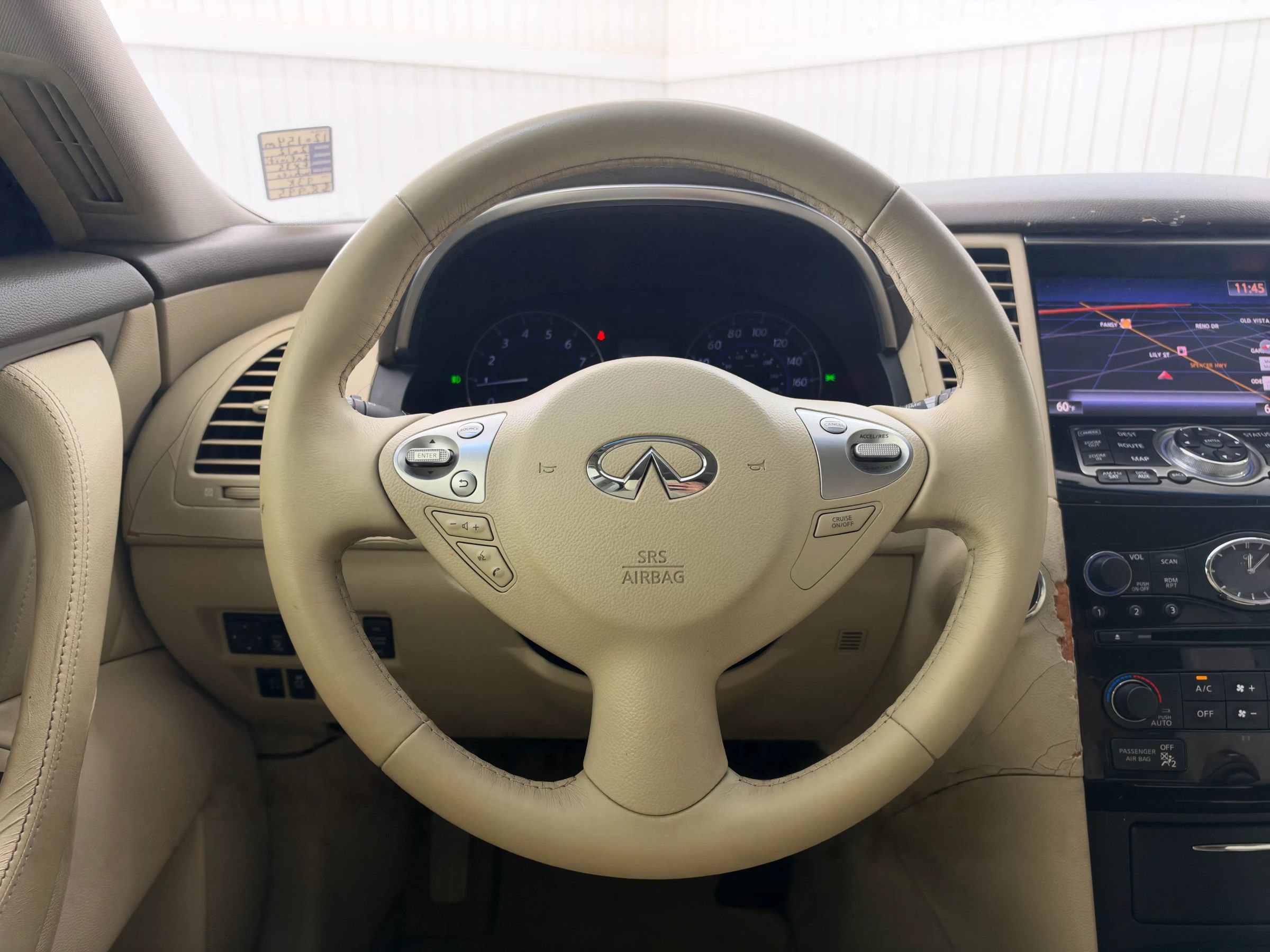 Used 2012 INFINITI FX35 2WD w/ Premium Pkg image 19