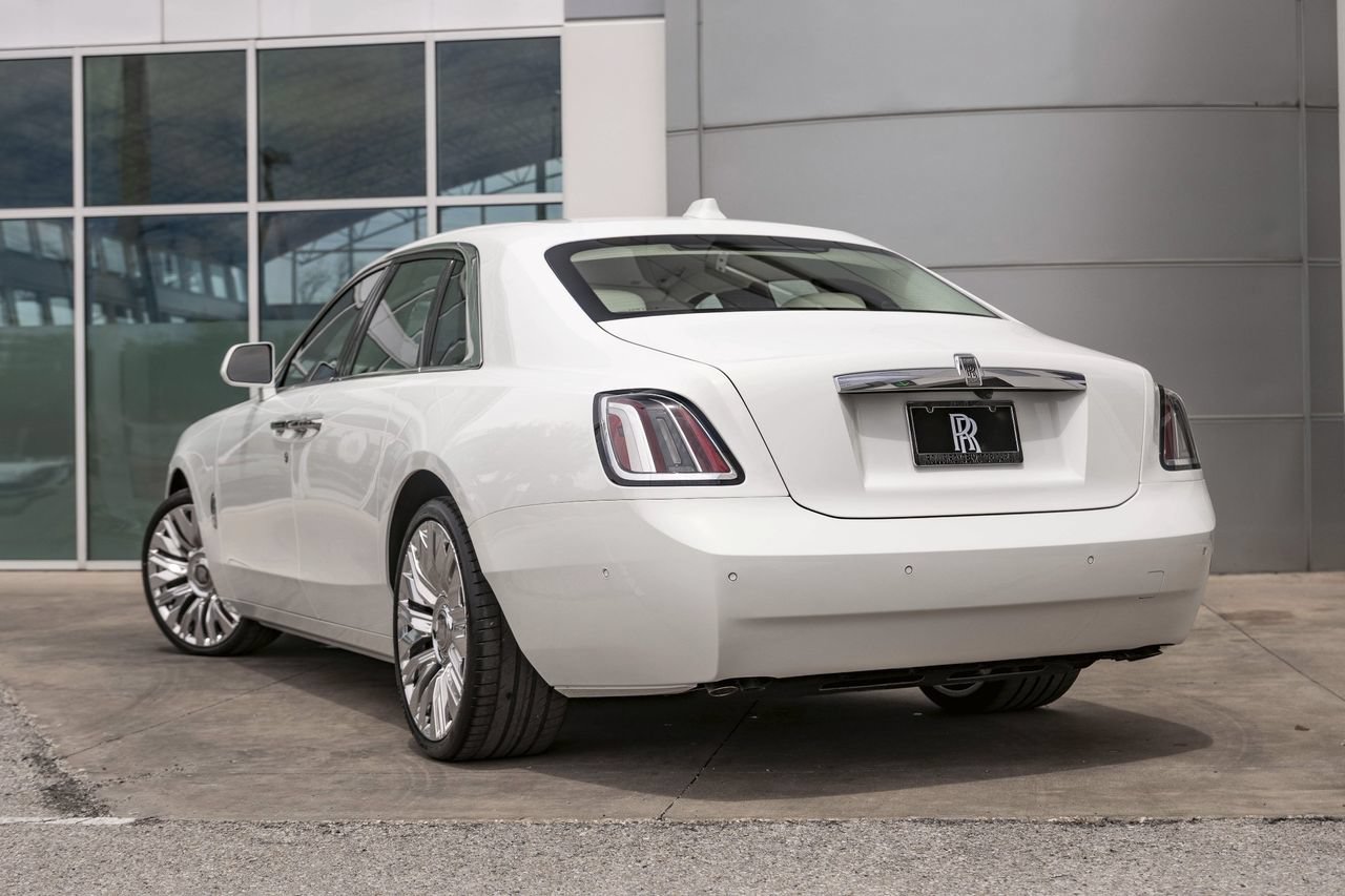 New 2026 Rolls-Royce Ghost AWD/4WD image 17