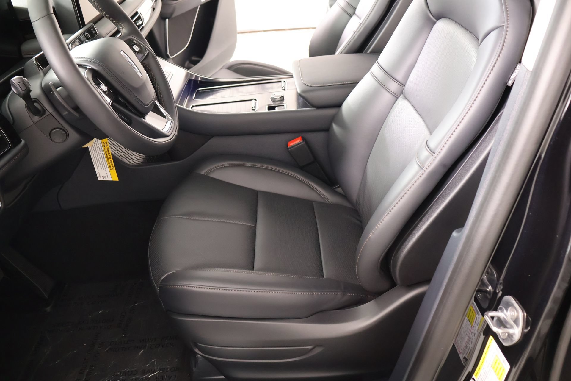 New 2026 Lincoln Aviator AWD image 11