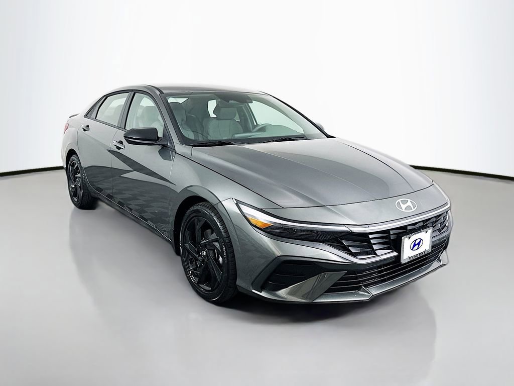 New 2026 Hyundai Elantra Sport image 3