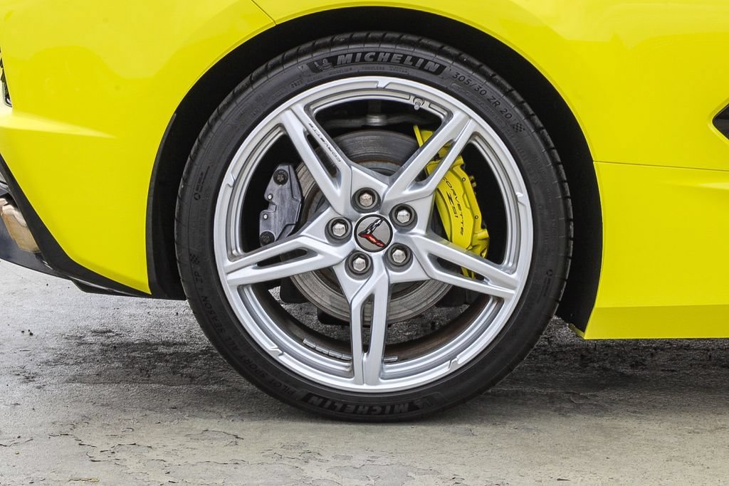 Used 2023 Chevrolet Corvette Stingray Premium Conv w/ Z51 Performance Package RWD image 12