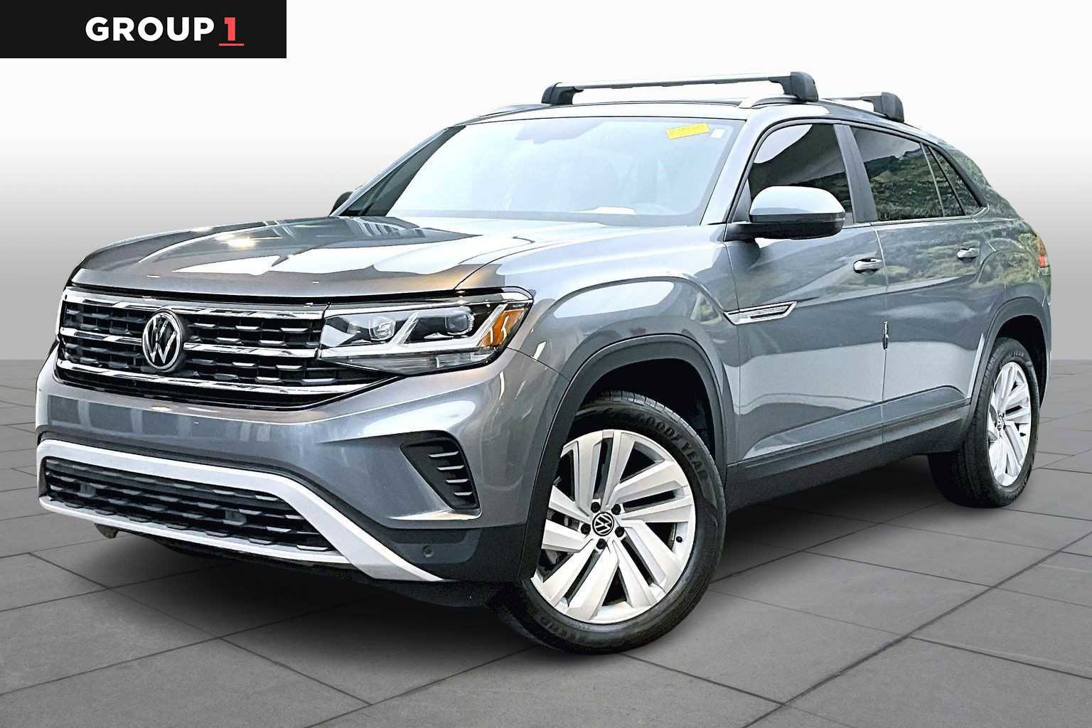 Used 2023 Volkswagen Atlas Cross Sport SE w/ Panoramic Sunroof Package image 1