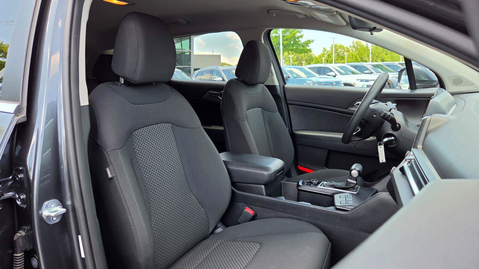 Used 2023 Kia Sportage LX FWD image 47