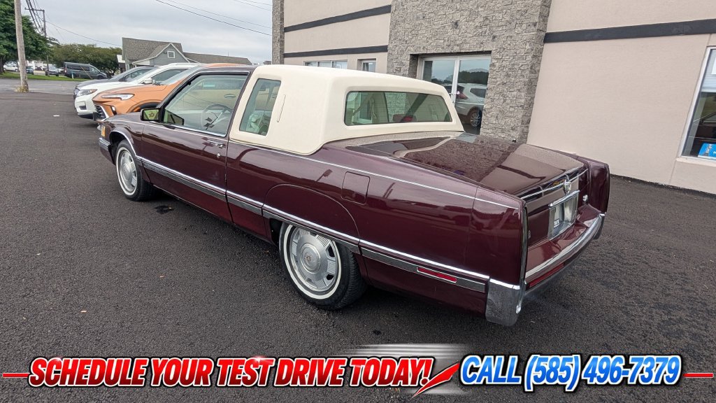 Used 1992 Cadillac Fleetwood Coupe FWD image 4