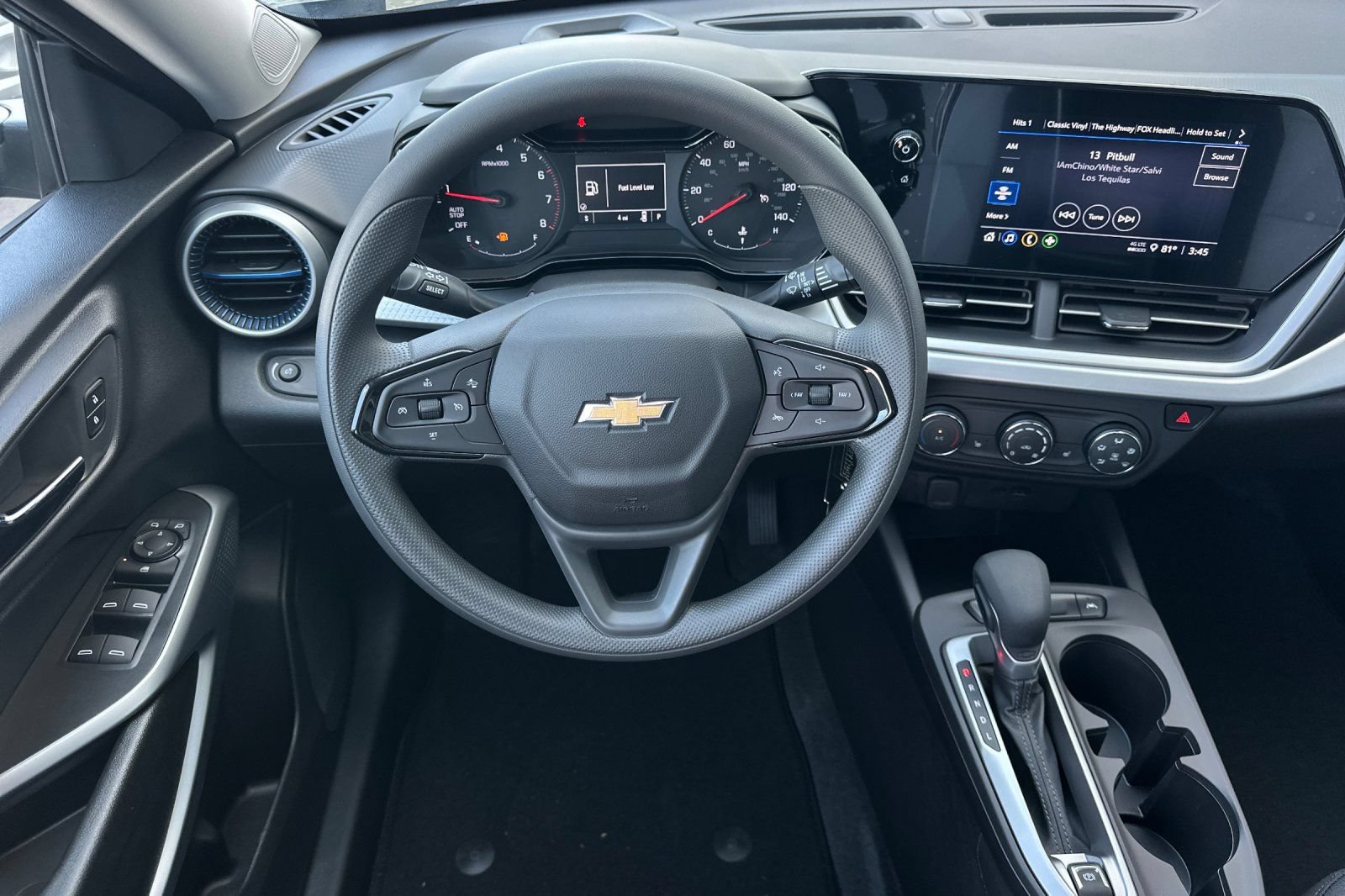 New 2026 Chevrolet Trax LS w/ LS Convenience Package FWD image 14