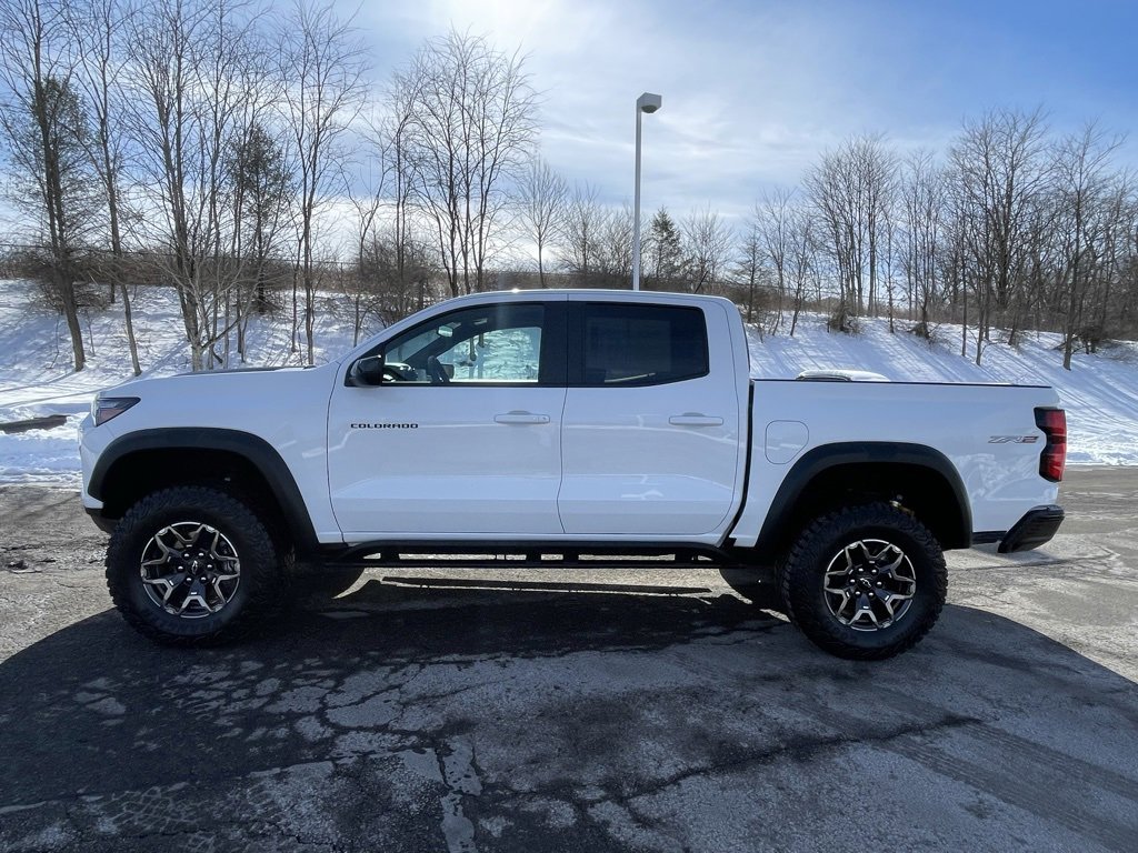 Used 2024 Chevrolet Colorado ZR2 w/ Safety Package image 6