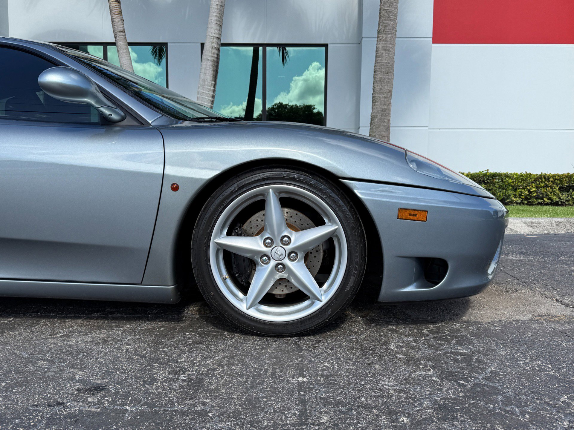 Used 2004 Ferrari 360 Modena RWD image 3
