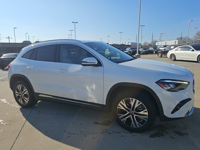 Certified 2025 Mercedes-Benz GLA 250 4MATIC image 2