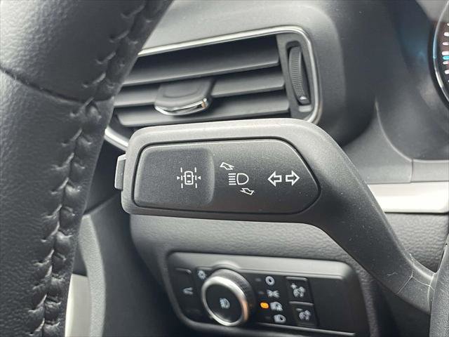 Used 2023 Ford Explorer XLT w/ Equipment Group 202A image 19