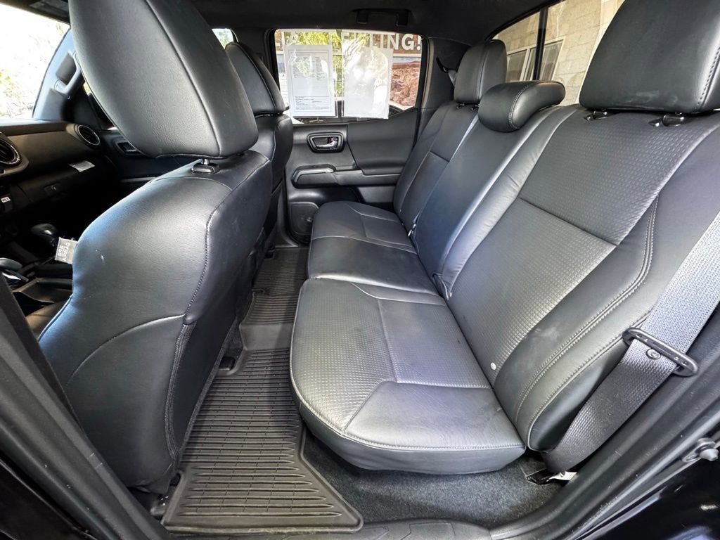 Used 2023 Toyota Tacoma TRD Off-Road w/ TRD Premium Off Road Package AWD/4WD image 44