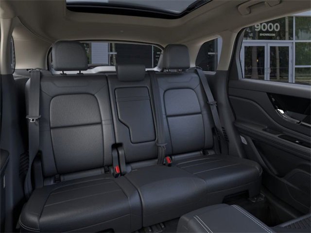 New 2026 Lincoln Corsair Premiere image 11