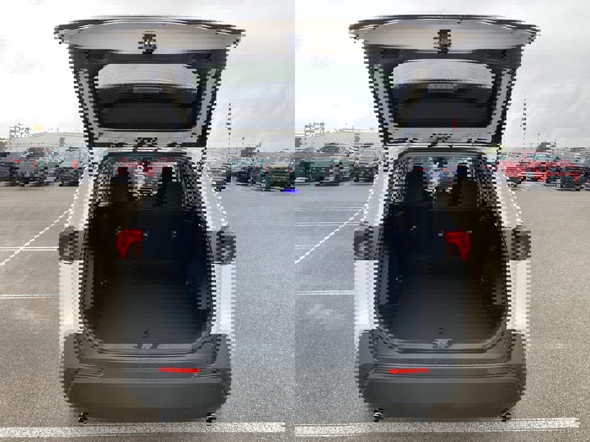 Certified 2025 Toyota RAV4 LE image 21