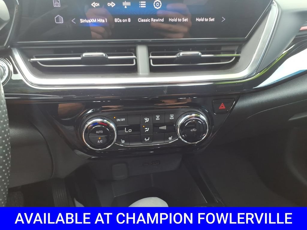 Used 2024 Chevrolet Trax RS w/ Driver Confidence Package FWD image 21