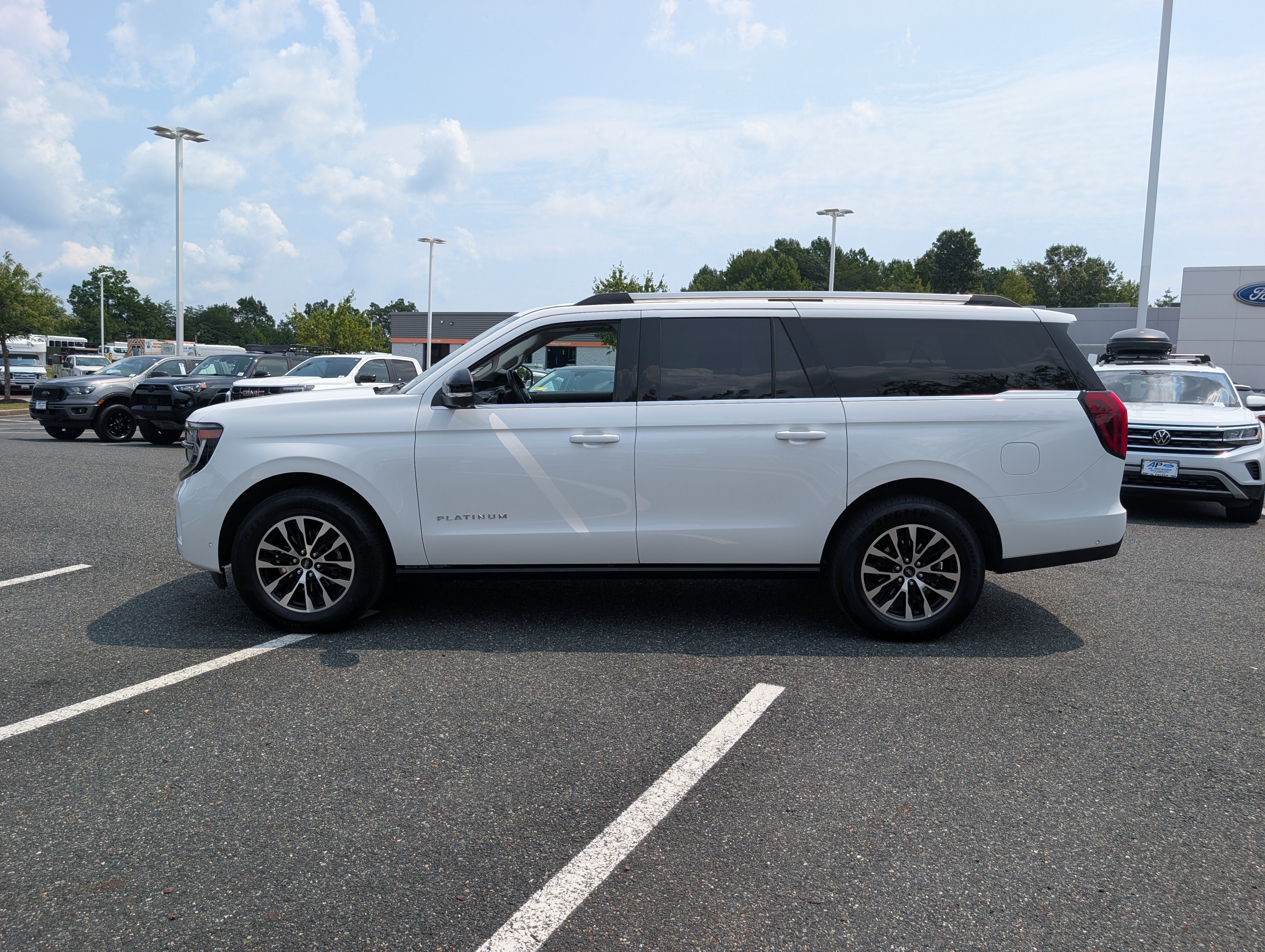 Certified 2025 Ford Expedition Max Platinum AWD/4WD image 5
