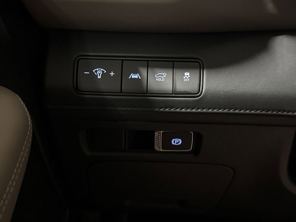Used 2022 Hyundai Santa Fe Limited image 19