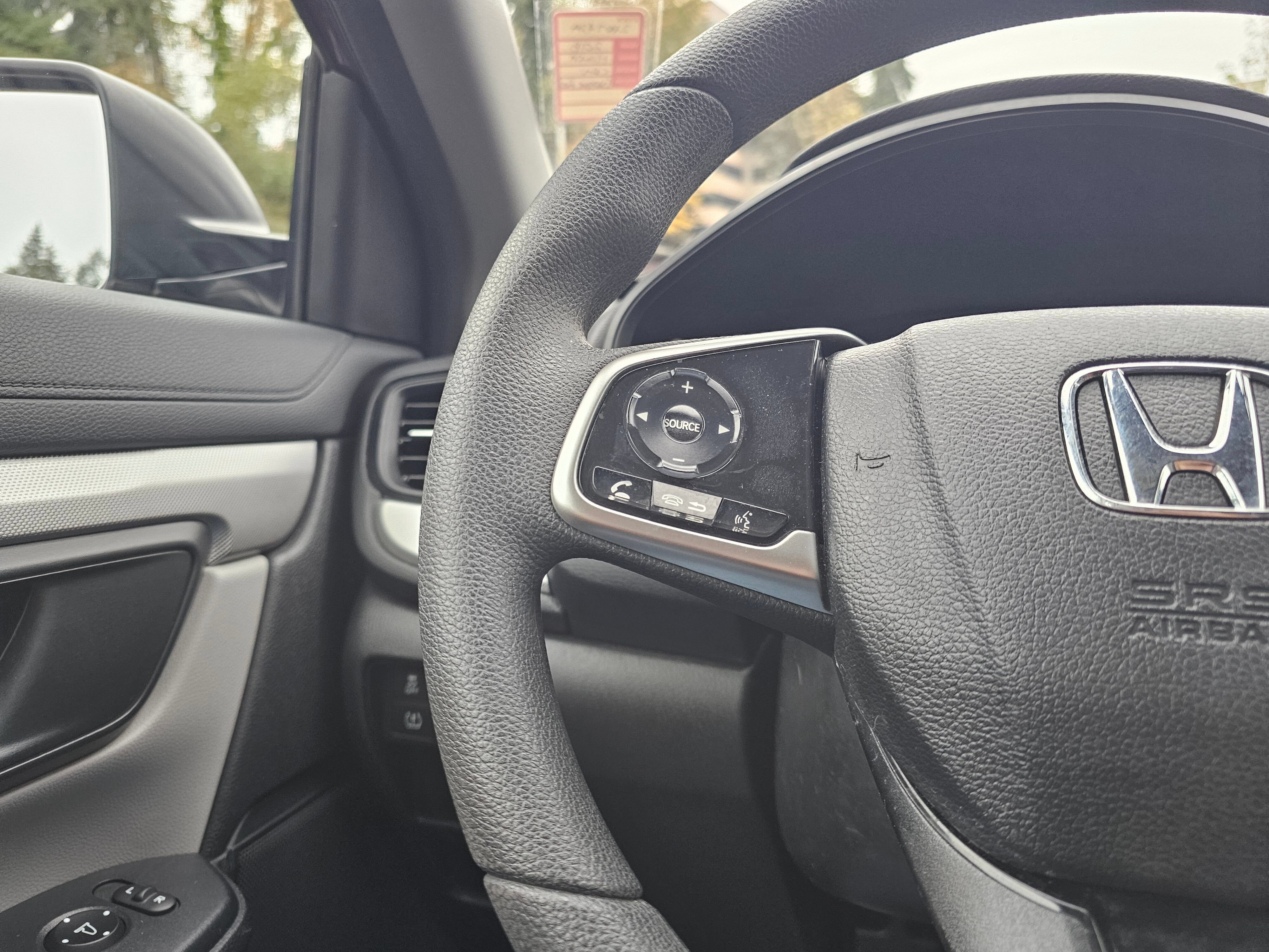 Used 2018 Honda CR-V LX image 28