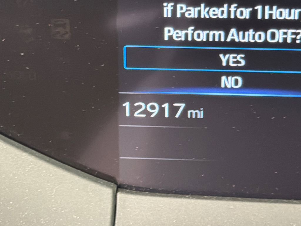 Used 2025 Toyota Prius Plug-In Hybrid image 27