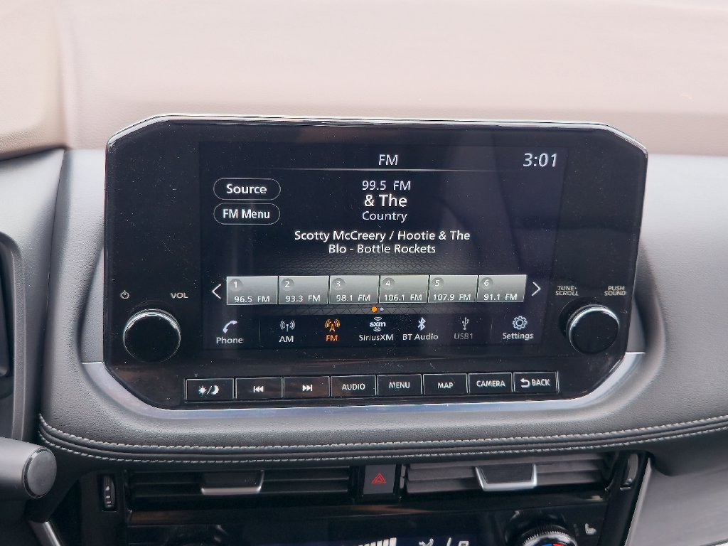 Used 2023 Nissan Rogue Platinum AWD/4WD image 15