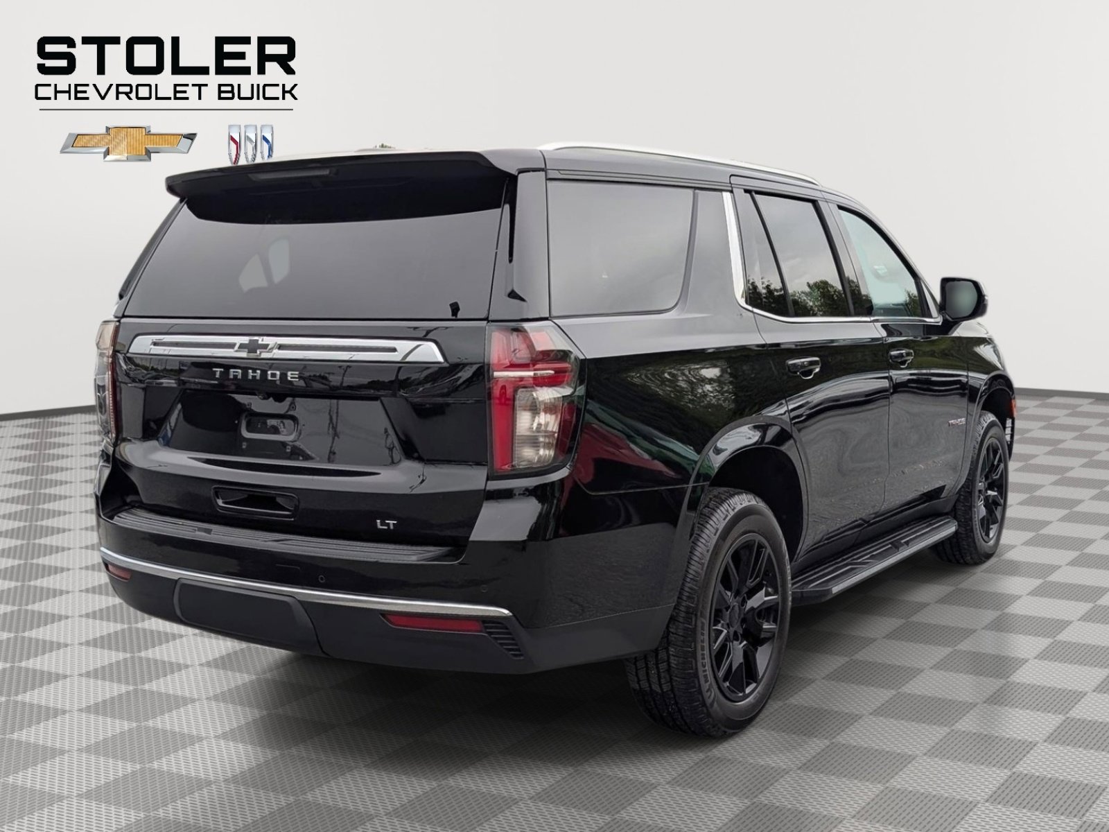 Used 2023 Chevrolet Tahoe LT w/ Luxury Package AWD/4WD image 5