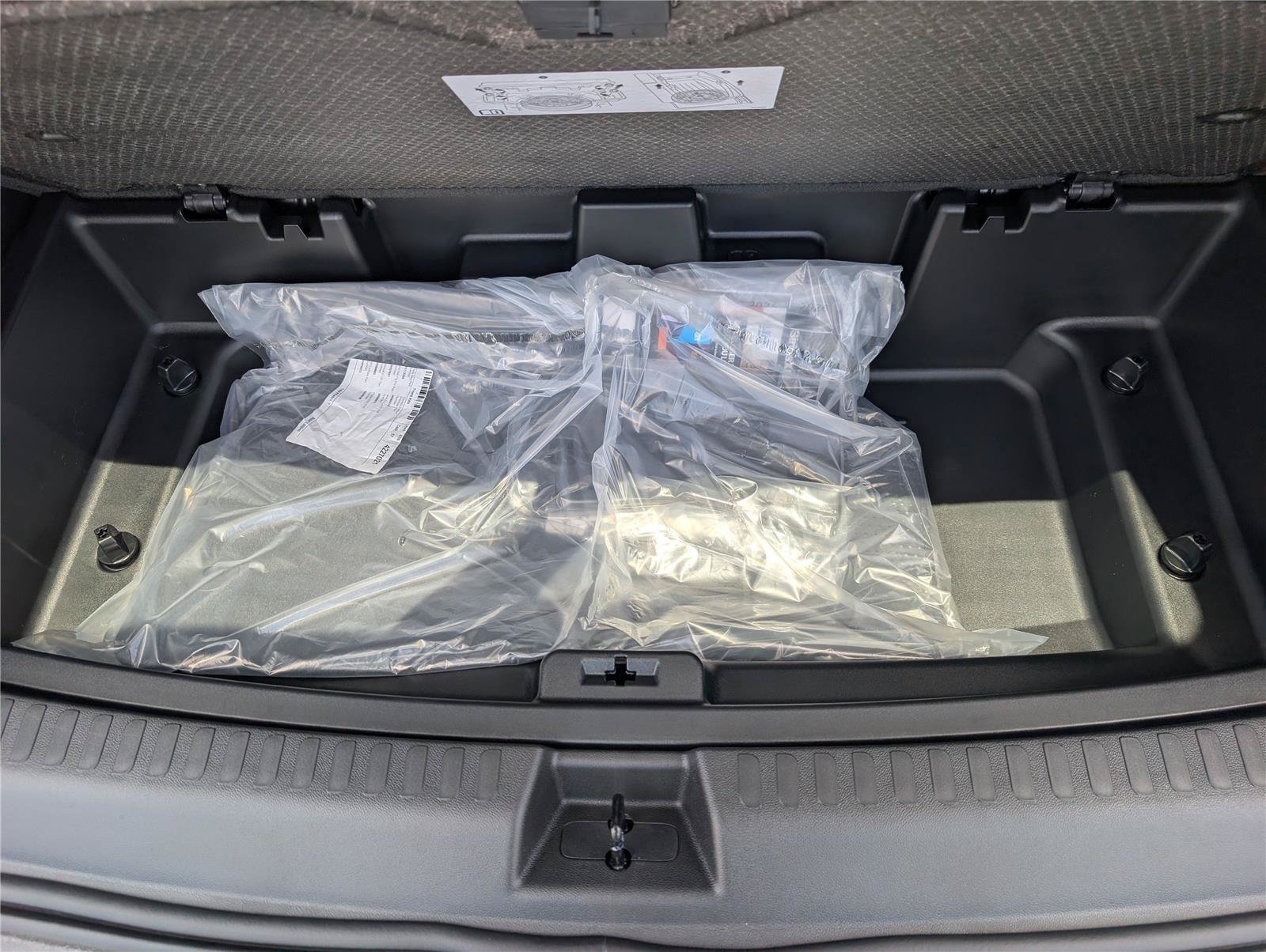 New 2026 Chevrolet Traverse LT w/ Driver Confidence Package FWD image 38