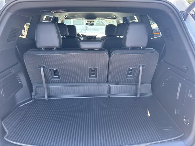 New 2026 GMC Acadia Elevation w/ Black Edition AWD/4WD image 13