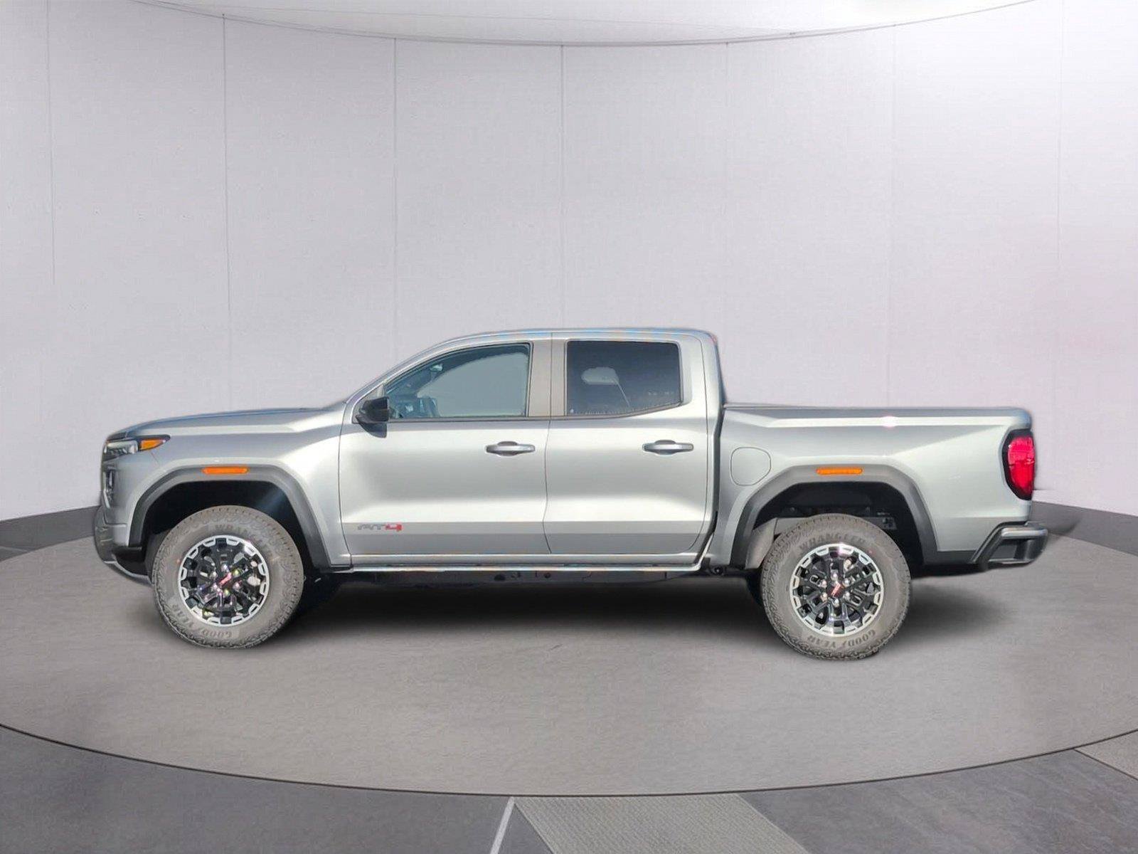 New 2026 GMC Canyon AT4 AWD/4WD image 2
