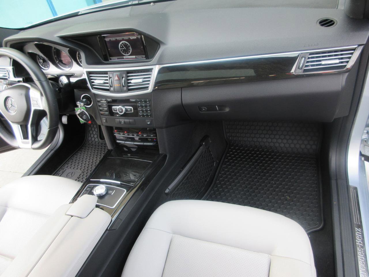 Used 2013 Mercedes-Benz E 350 4MATIC Wagon image 27
