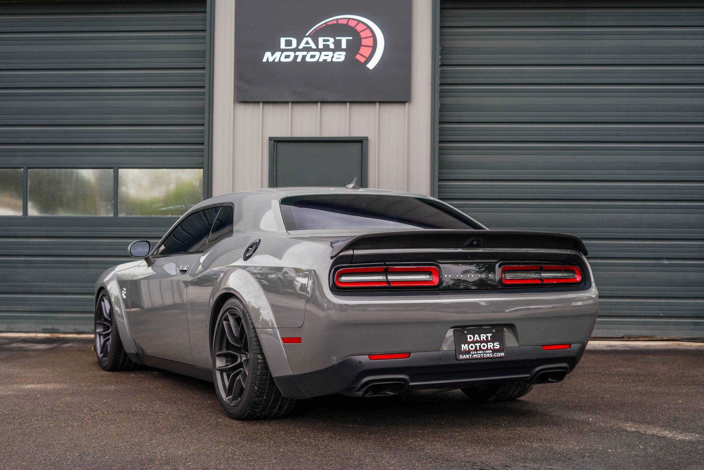 Used 2018 Dodge Challenger SRT Hellcat RWD image 5