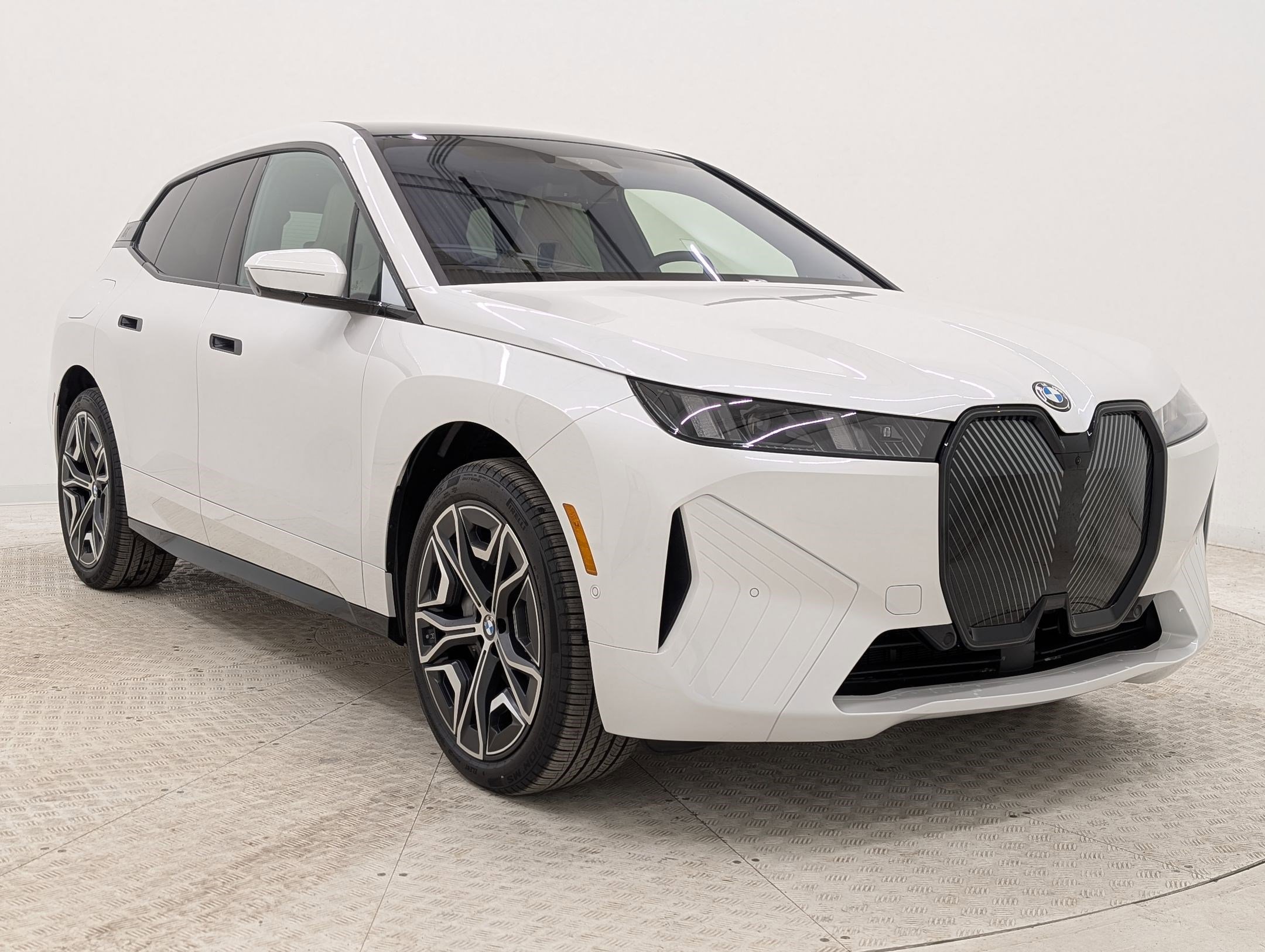 New 2026 BMW iX xDrive45 w/ Executive Package image 7