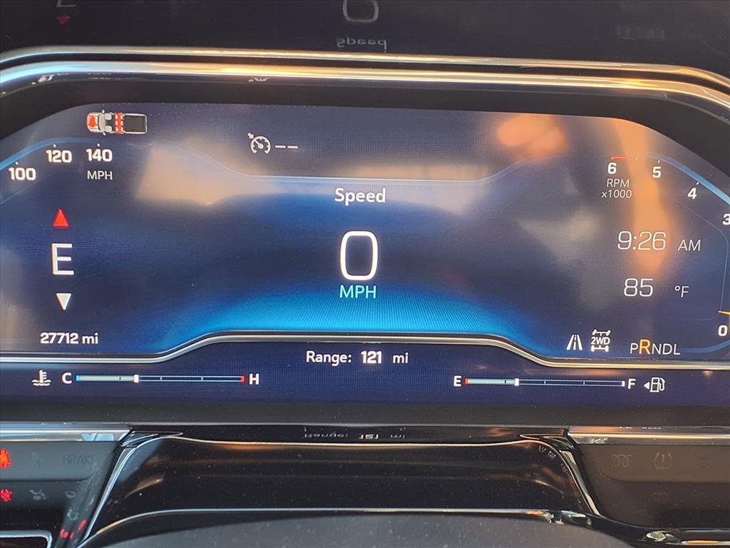 Used 2025 Chevrolet Silverado 1500 LT image 13