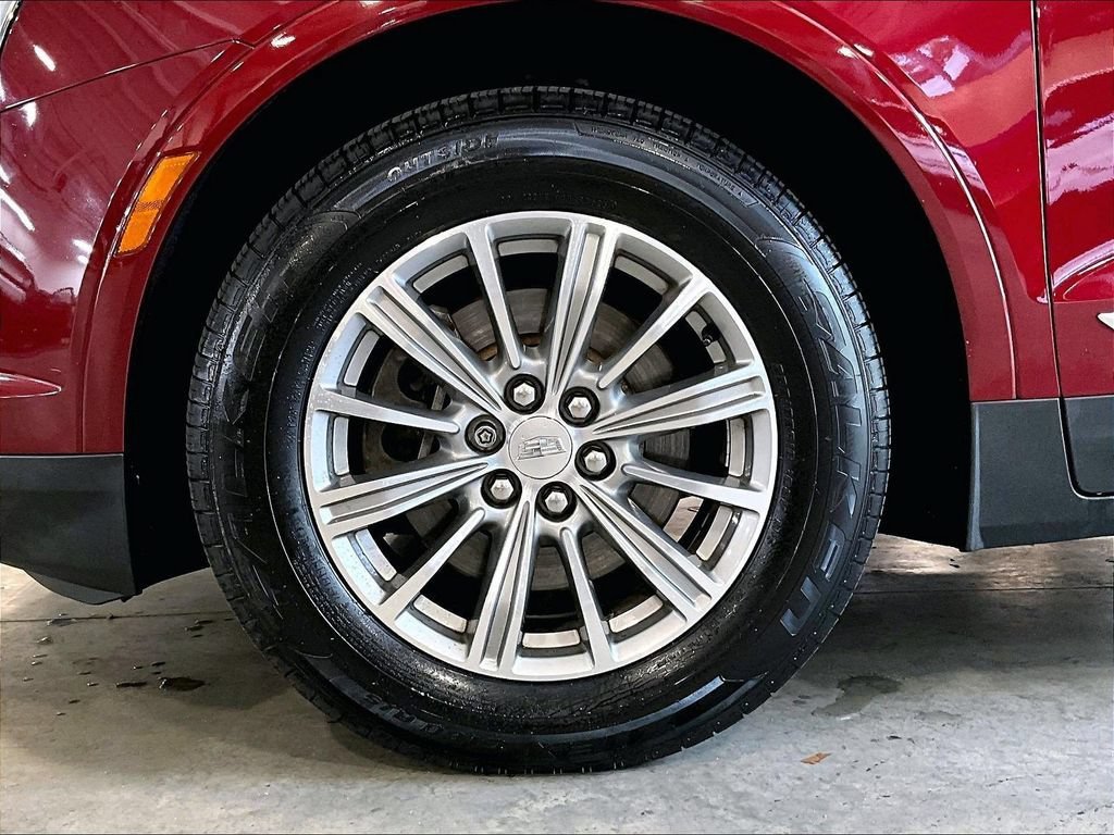 Used 2017 Cadillac XT5 Luxury w/ Driver Awareness Package AWD/4WD image 7