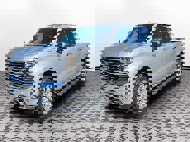 Used 2020 Chevrolet Silverado 1500 LTZ w/ LTZ Plus Package image 3