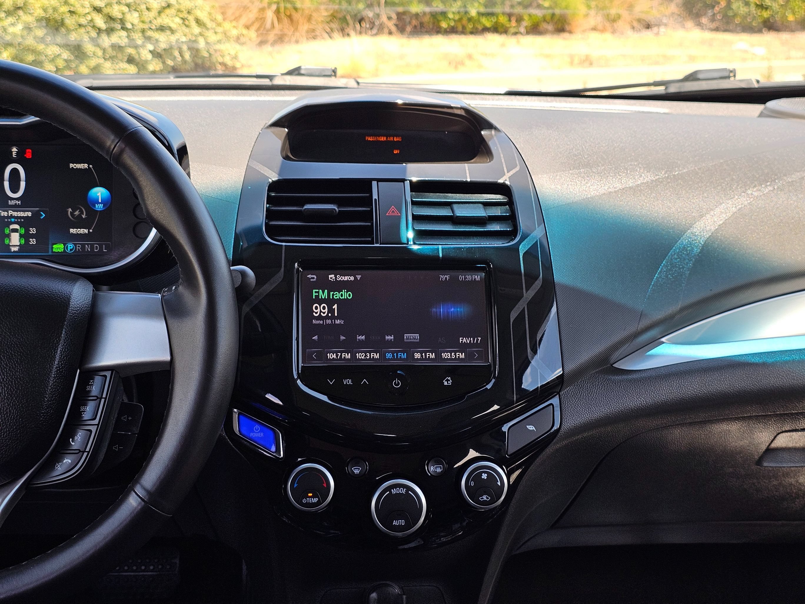Used 2016 Chevrolet Spark LT FWD image 23