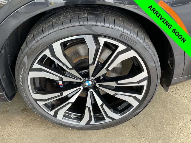 Used 2023 BMW X7 xDrive40i w/ Executive Package image 11