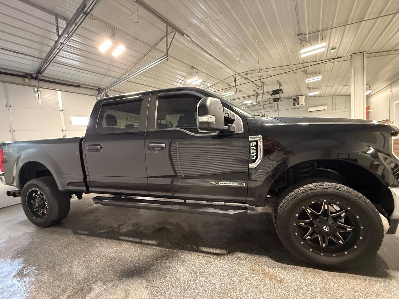 Used 2018 Ford F250 XL w/ Power Equipment Group image 3