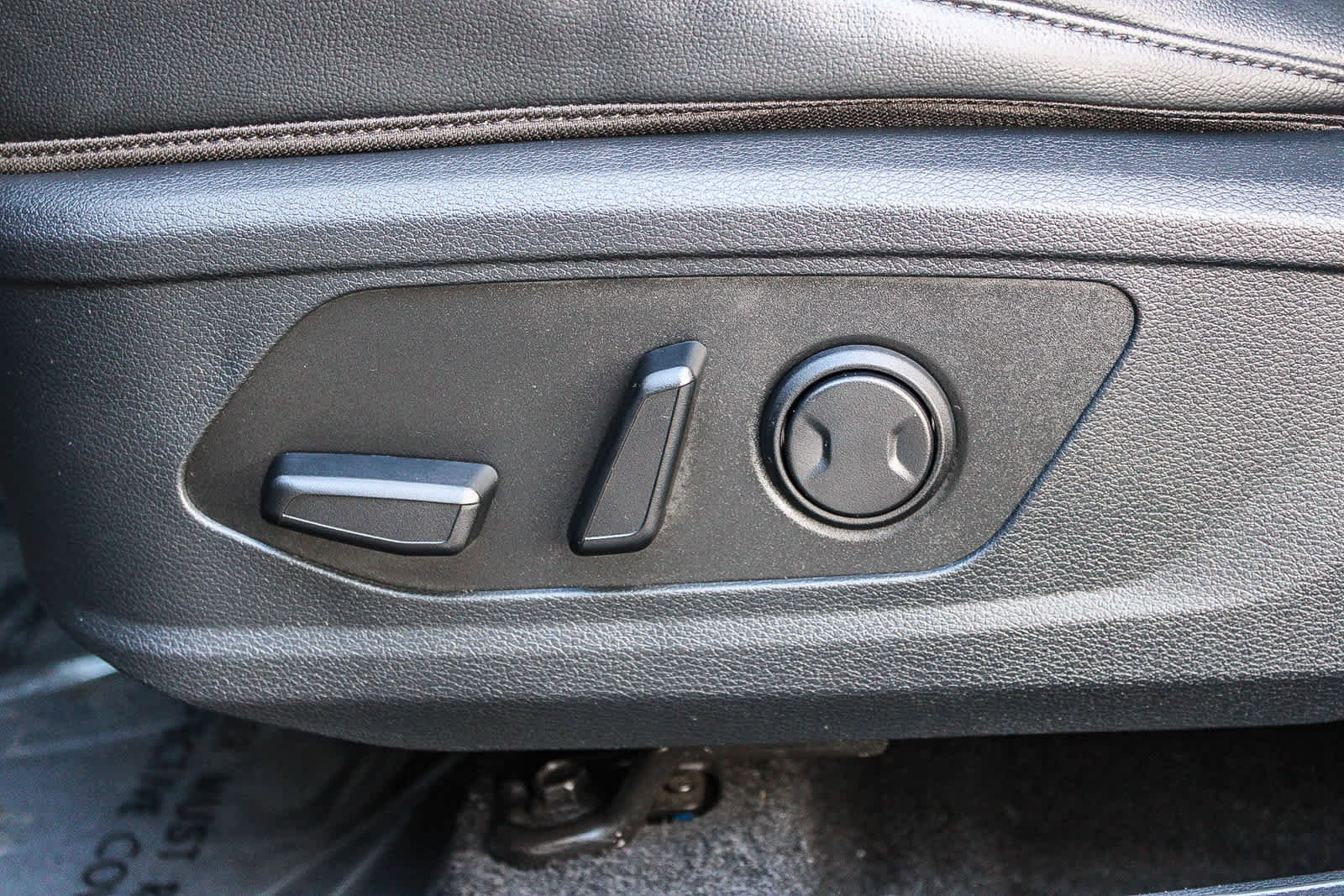 Used 2023 Kia Sportage EX image 20