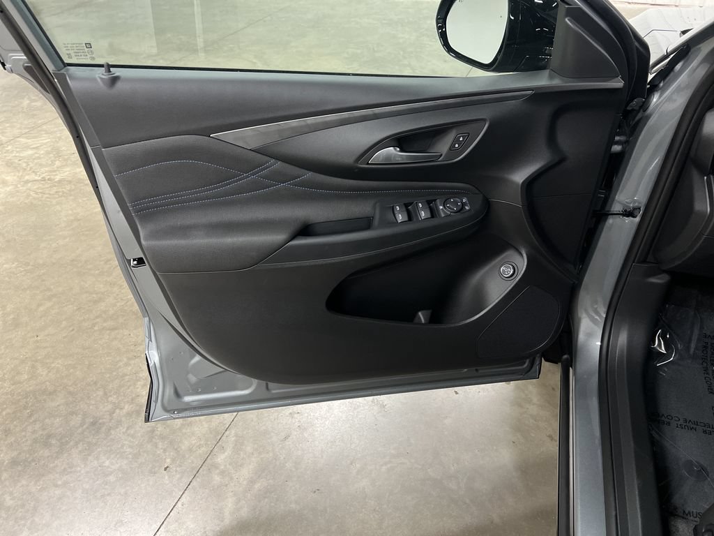 New 2026 Buick Envista Sport Touring w/ Convenience I Package FWD image 14